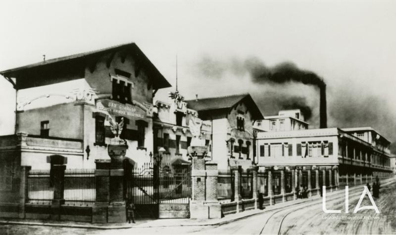 Sede della San Giorgio a Genova Sestri Ponente. L'edificio venne realizzato su progetto dell'architetto Gino Coppedè; 1905 circa