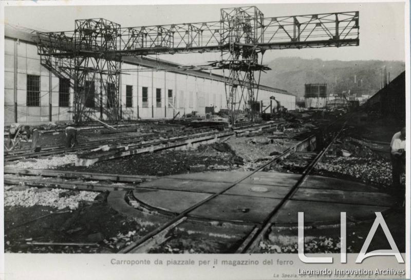 OTO - Carroponte da piazzale per il magazzino del ferro