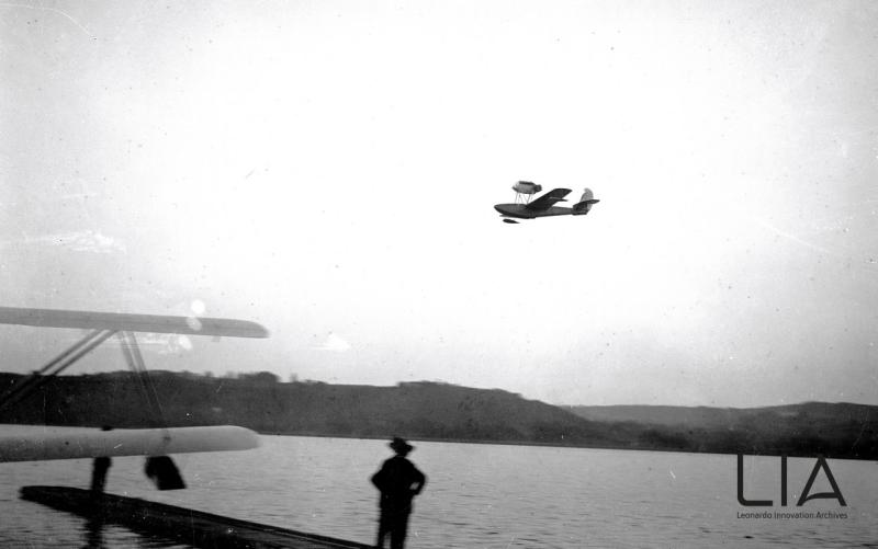 Aeronautica Macchi M.33 - Idrovolante da corsa sul lago di Varese