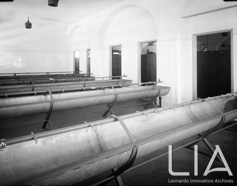 BMB - Lavandini dello spogliatoio per gli operai