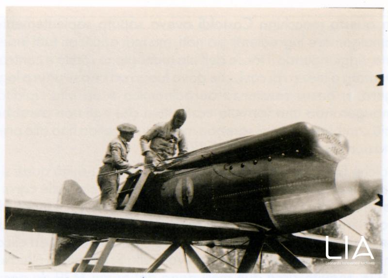 Aeronautica Macchi M.52 con Arturo Ferrarin alla Schiranna (lago di Varese)