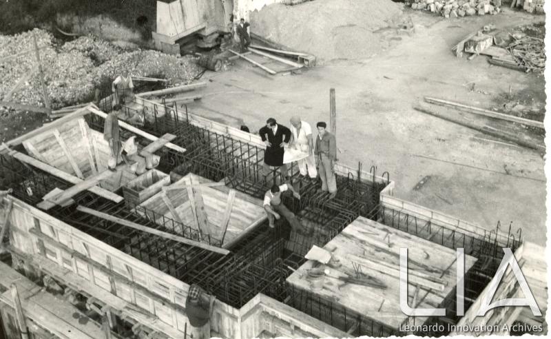 BMB - Cantiere di ricostruzione con tecnici e operai