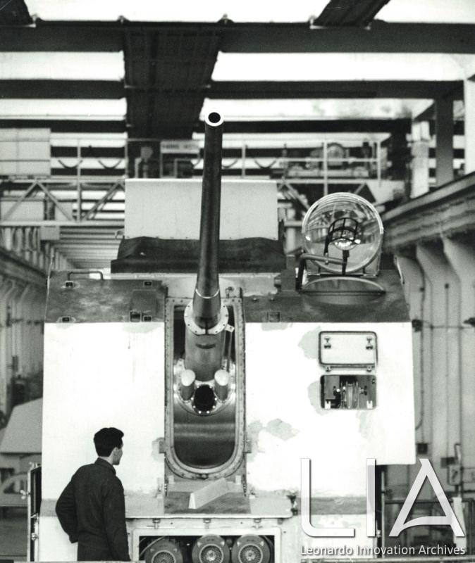 OTO - Cannone navale 76/62 MMI