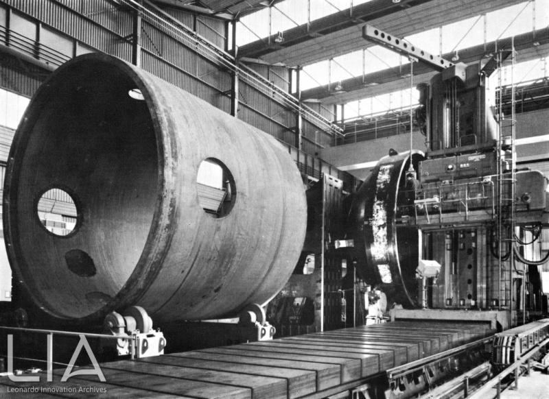 BREDA Termomeccanica - alesatura del cappello di un contenitore a pressione per reattore nucleare