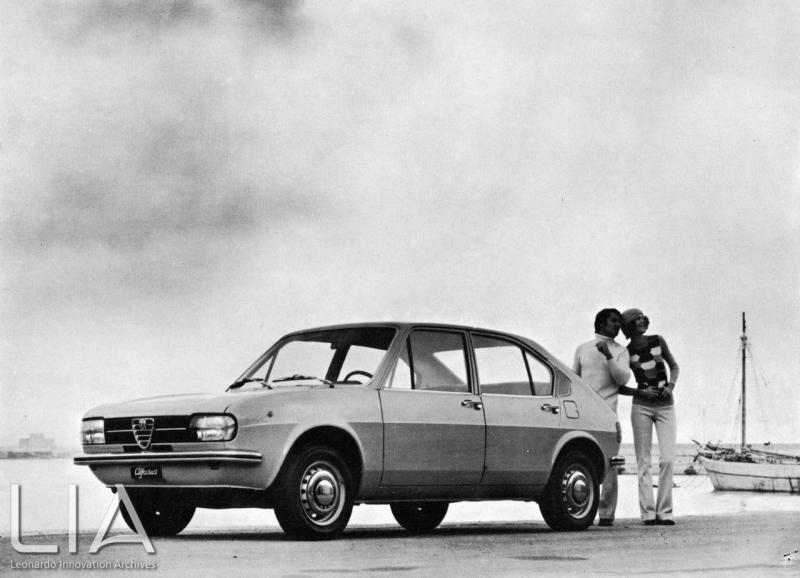 Industria Napoletana Costruzione Autoveicoli Alfa Romeo - ALFASUD - vettura Alfasud 4 porte