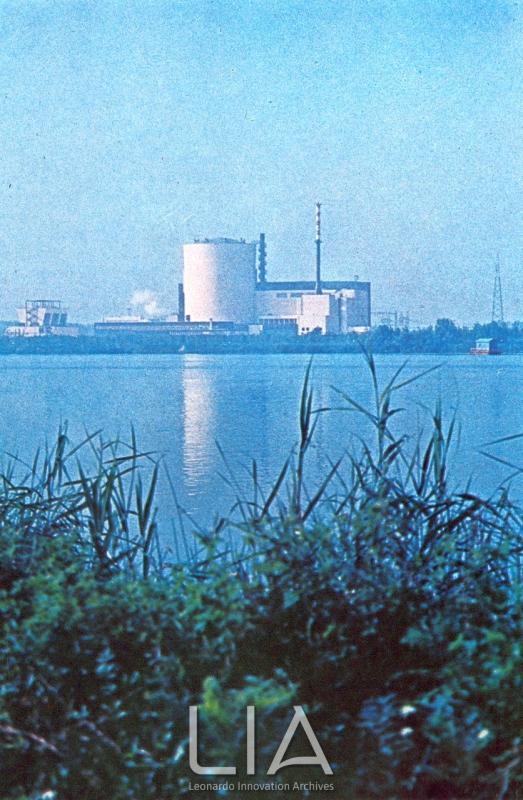 Veduta dal Po della centrale elettronucleare da 840 MWe di Caorso