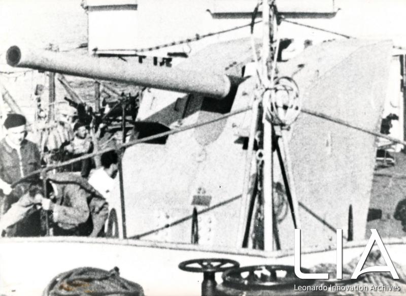 OTO - Cannone navale da 100/47