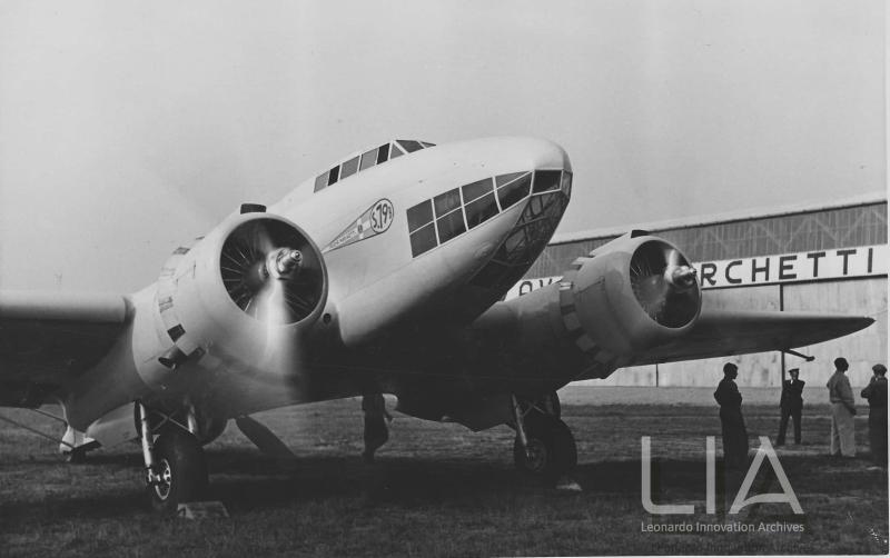 S79B. Aeroporto di Vergiate, prova motori.