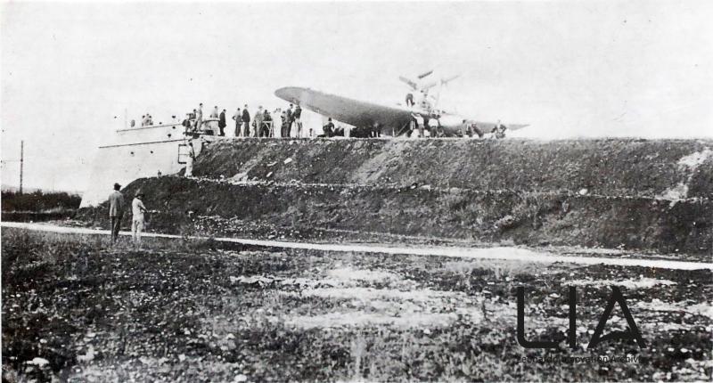 Velivolo S.64-In decollo da Montecelio