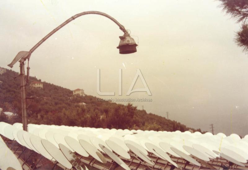 Centrale solare di Sant'Ilario - caldaia spenta e specchi