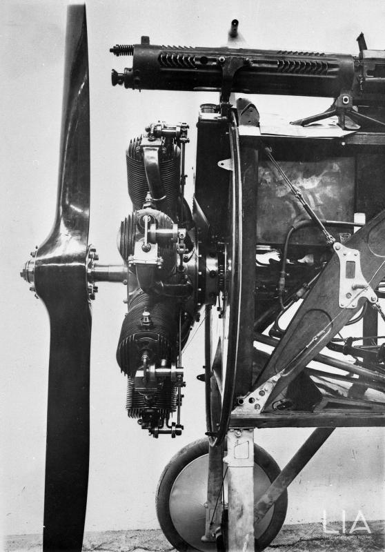Motore Le Rhône di un Nieuport Macchi Ni. 17