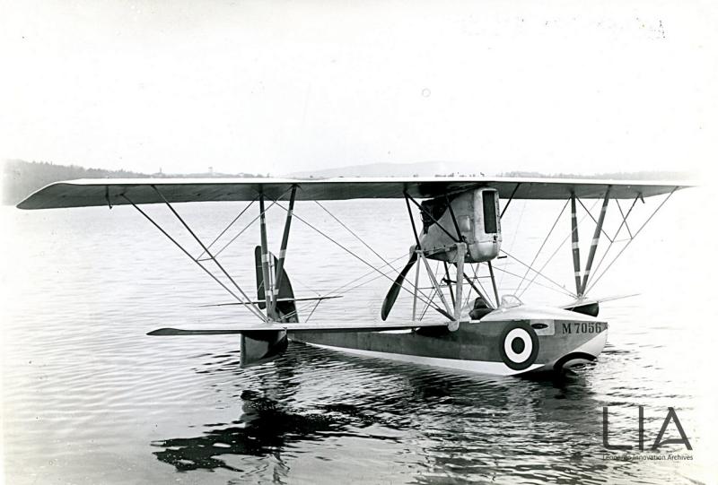 L'idrovolante Macchi M.5 sul lago di Varese, primo velivolo della prima serie