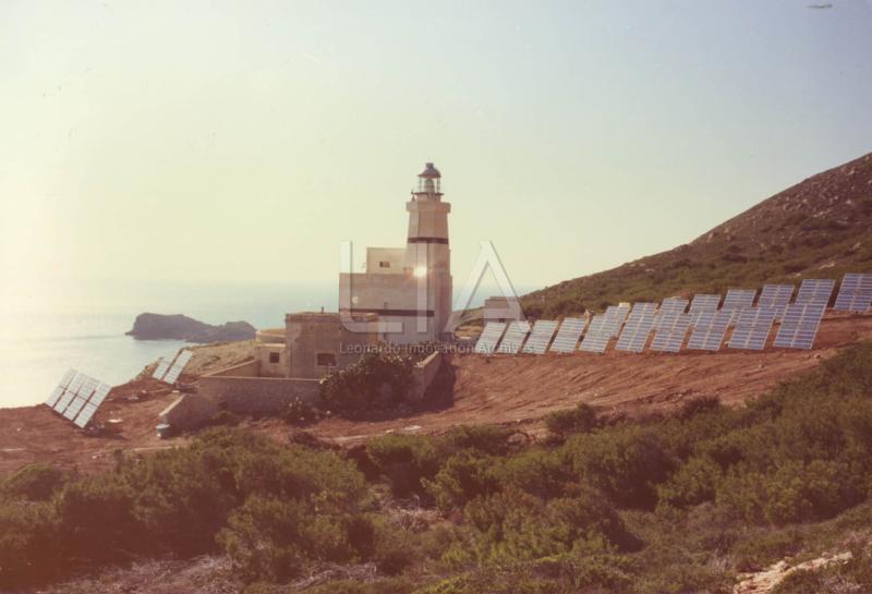 Faro di Marettimo - pannelli fotovoltaici