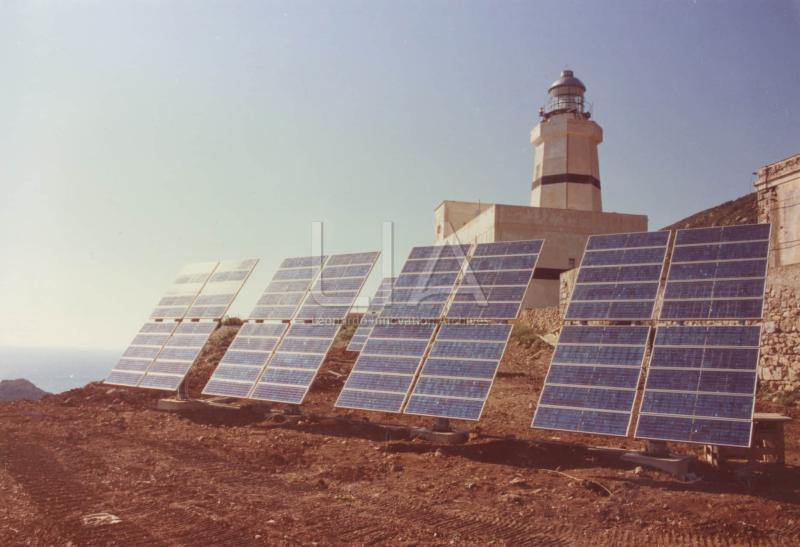 Faro di Marettimo - pannelli fotovoltaici