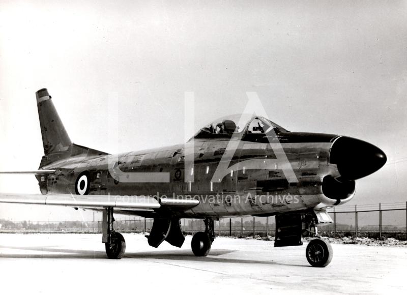 F86 a terra