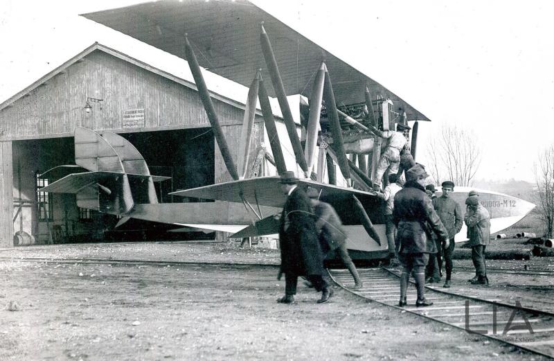 Nieuport Macchi - prototipo dell'M.12 alla Schiranna, sul lago di Varese