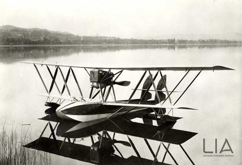 Nieuport Macchi - prototipo dell'M.12 sul lago di Varese