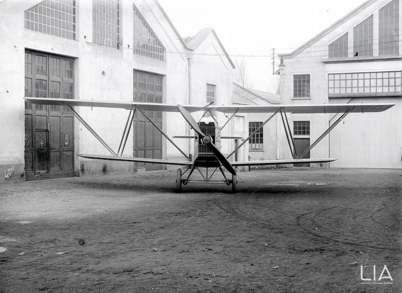 Nieuport Macchi - M.15 - matricola 24168 allo stabilimento di Masnago (Varese) - vista frontale
