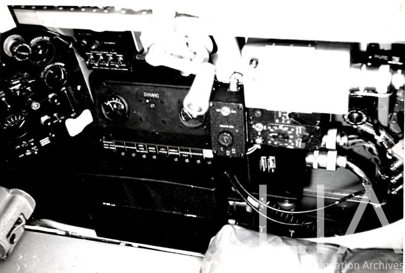 G49_abitacolo anteriore fiancata destra