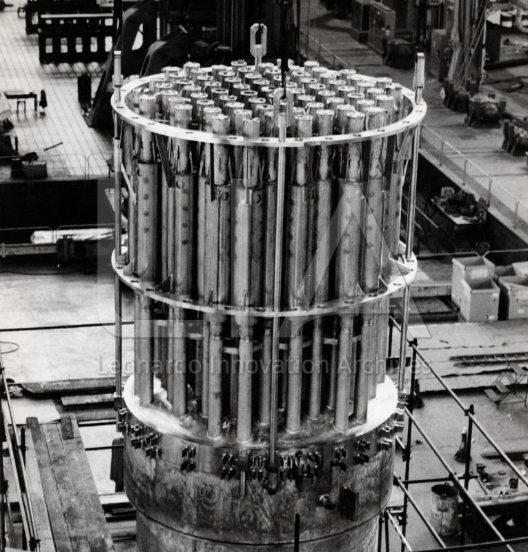 Centrale di Caorso - assemblaggio del reattore