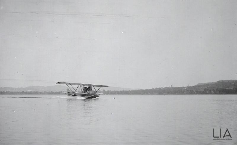 Nieuport Macchi - M.24 in decollo