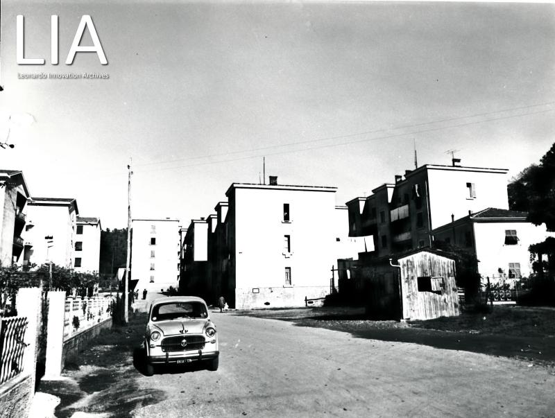 Palazzine di Melara viste dalla piazza centrale