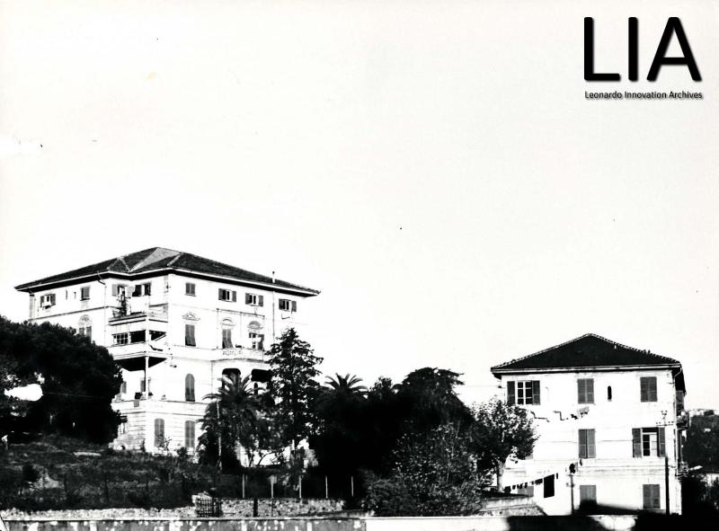 Vista della Casa del Direttore e della palazzina ex-scuole (2)
