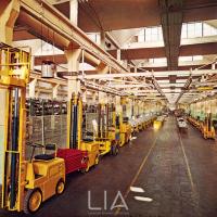 Oto Melara - linea di montaggio carrelli elevatori