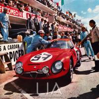 Alfa Romeo, Milano. La coppia Bussinello-Deserti su Giulia TZ prima di classe alla 24 Ore di Le Mans