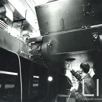 OTO - Pulitura ad aria compressa dei cingoli M113