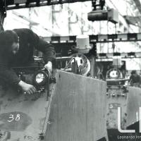 OTO - Montaggio fari su scafo M113