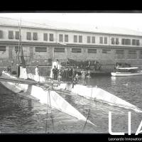 WASS - Marinai e maestranze a bordo di sommergibile fuori da Silurificio Whitehead di Fiume