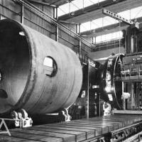 BREDA Termomeccanica - alesatura del cappello di un contenitore a pressione per reattore nucleare