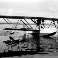 Idro - M.18 -  versione "scuola" sul lago di Varese