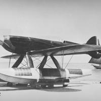 Idro MC.72 - vista di tre quarti