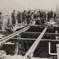 OTO - Addetti ai lavori sul ponte ferroviario in costruzione (2)