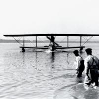 Idrovolante L.2, in collaudo sul lago di Varese