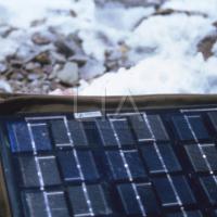 Dettaglio di un pannello fotovoltaico Ansaldo per la spedizione sul Gasherbrum II (Pakistan)