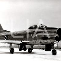 F86 a terra