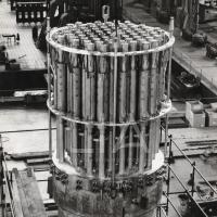 Centrale di Caorso - assemblaggio del reattore